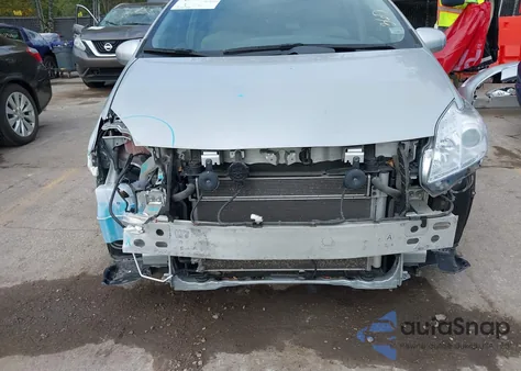 2015 Toyota Prius Two из США, поврежденный, VIN JTDKN3DU7F0465568